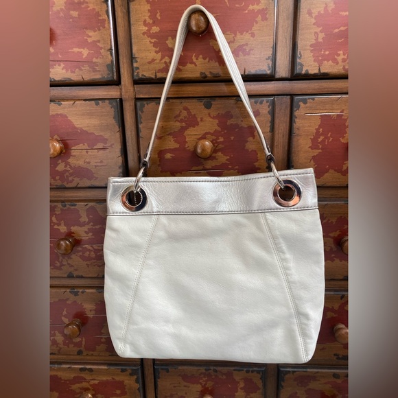 Coach White and Silver Shoulder Bag with snowflake charm - Picture 3 of 8